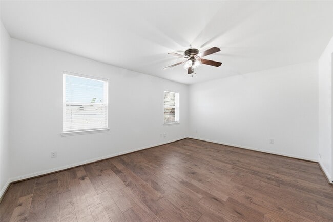 Building Photo - 8614 Oakford Dr