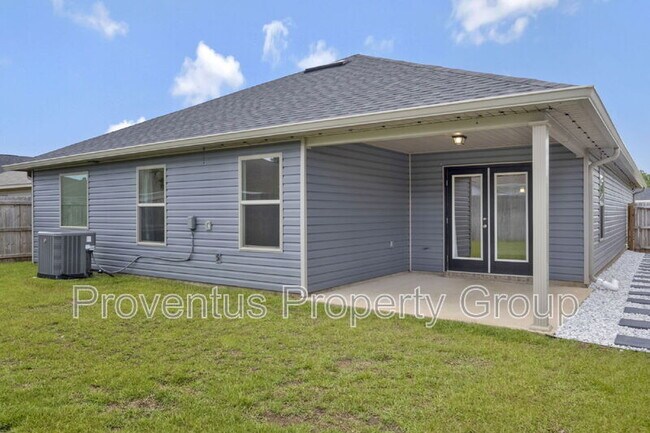 Building Photo - 2419 Privet Berry Dr