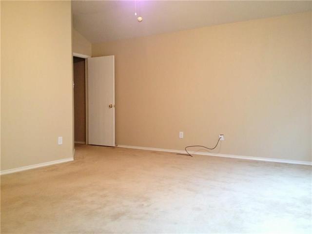 Building Photo - 625 Rothschild Ln