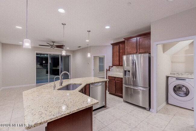 Building Photo - 102 Magnolia Creek Walk