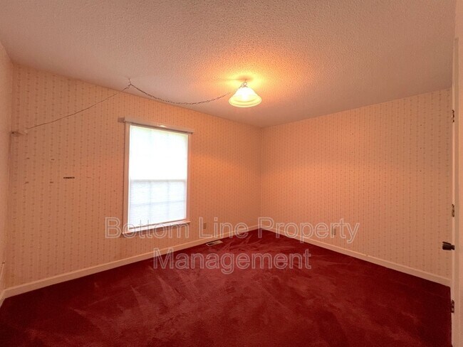 Building Photo - 186 Niven Rd