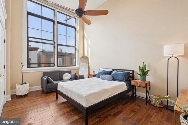 Building Photo - 246 Fitzwater St