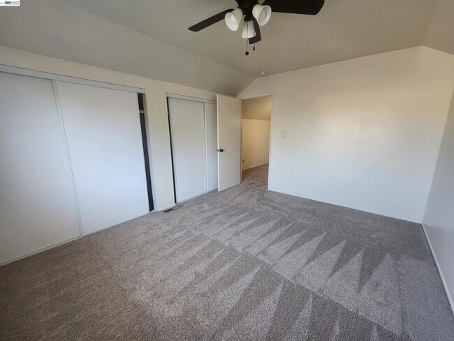Building Photo - 1829 Rosetree Ct