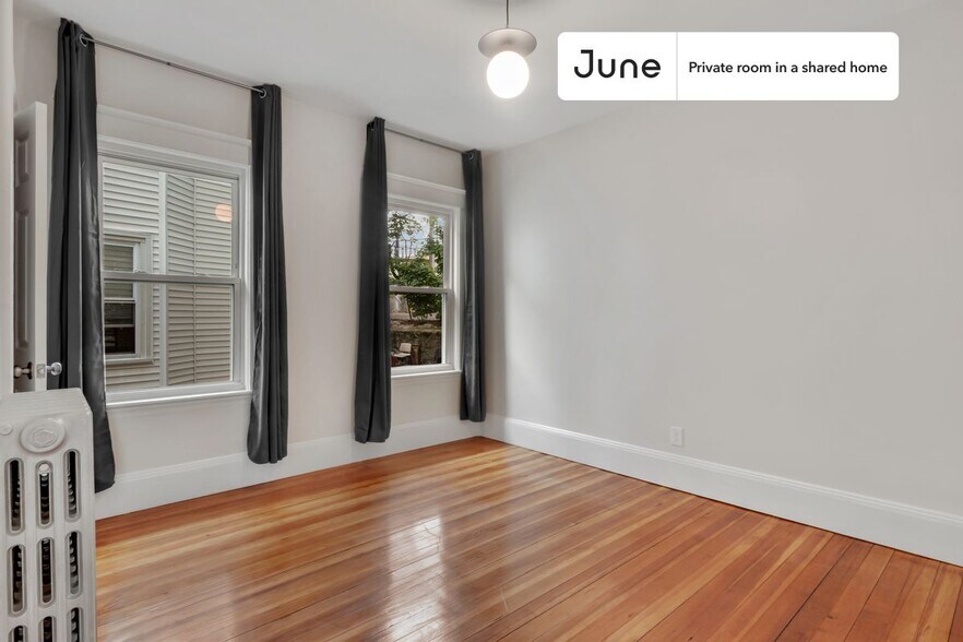 Building Photo - Room in Shared 4 bed/2 bath home