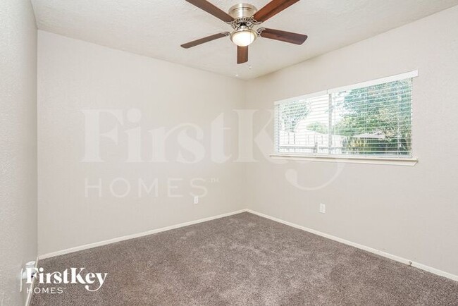 Building Photo - 19343 Cypress River Dr