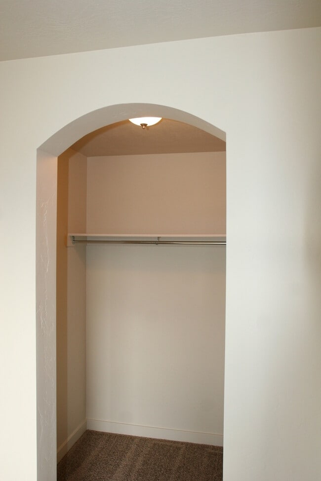 Building Photo - Beautiful 3 Bed 2 Bath townhome in Vineyard for rent