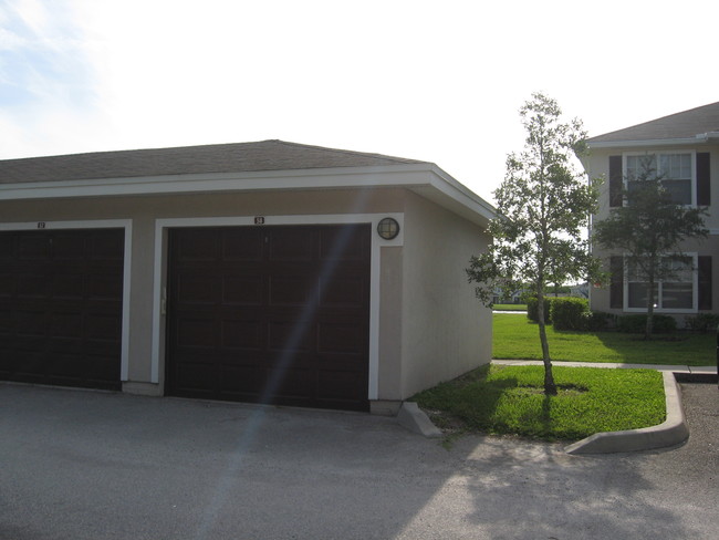 Garages - Walker Woods