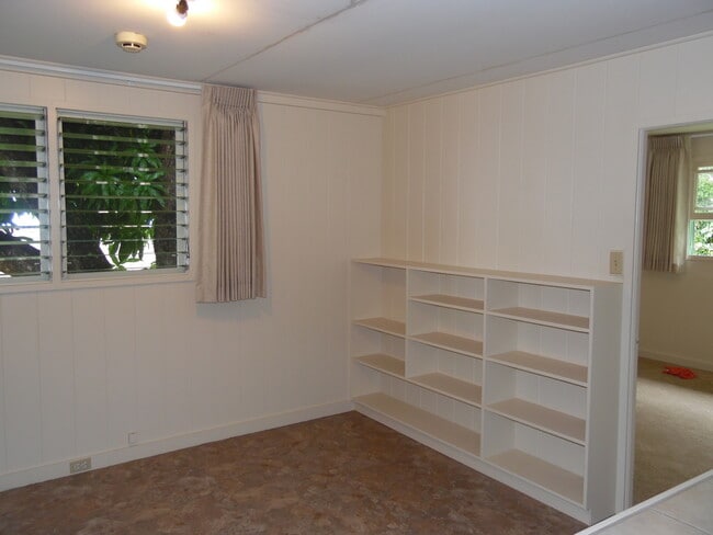 Building Photo - Pacific Heights 1/1 cottage