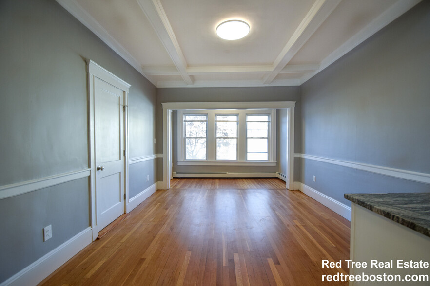 Building Photo - 141 Sutherland Rd