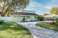 Building Photo - 2676 Martin St