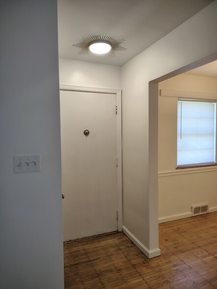 Building Photo - 1651 W 57th St