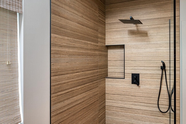 Building Photo - 2748 E Via Escuela