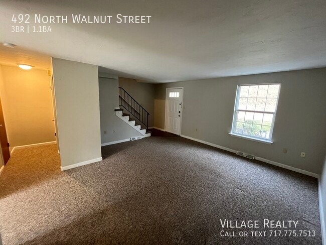 Building Photo - 492 N Walnut St