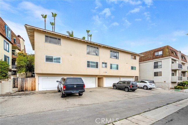 Building Photo - 2341 Palos Verdes Dr W