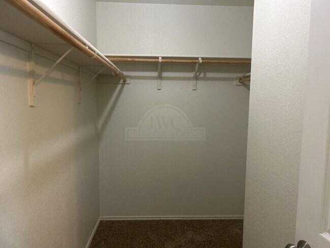 Building Photo - 6109 Malachi Ln