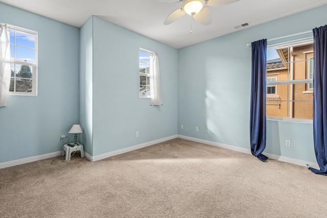 Building Photo - 851 Antilla Way