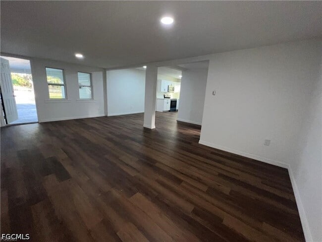 Building Photo - 1270 Allen St