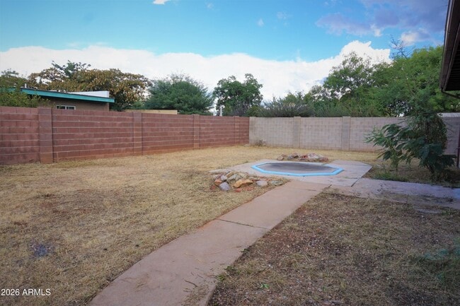 Building Photo - 1113 Plaza Azul