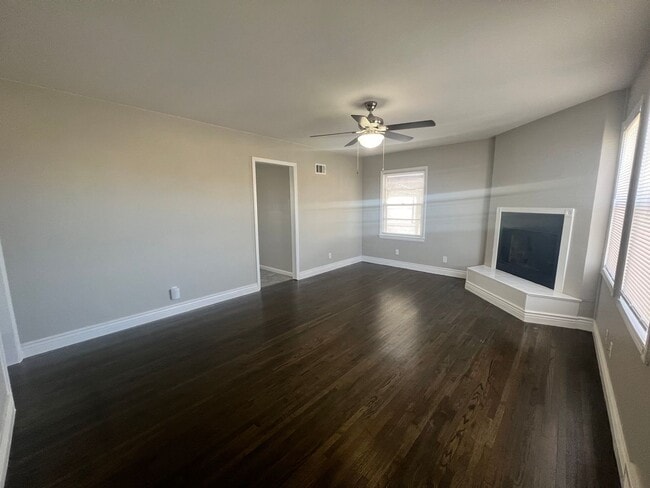 Building Photo - Coming soon! 2 Bed/1 Bath Home in West Wichita With 2 Sheds and a Carport!