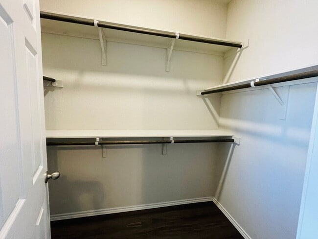 Building Photo - 3/2 in Knox Ridge