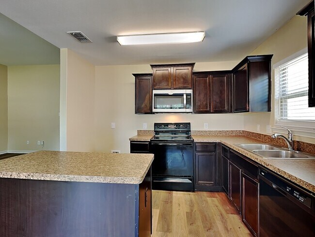 Building Photo - 1334 Barrel Dr