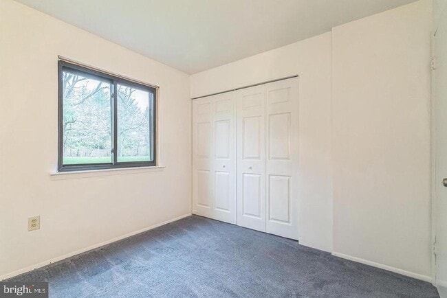 Building Photo - 2407 Adams Ct