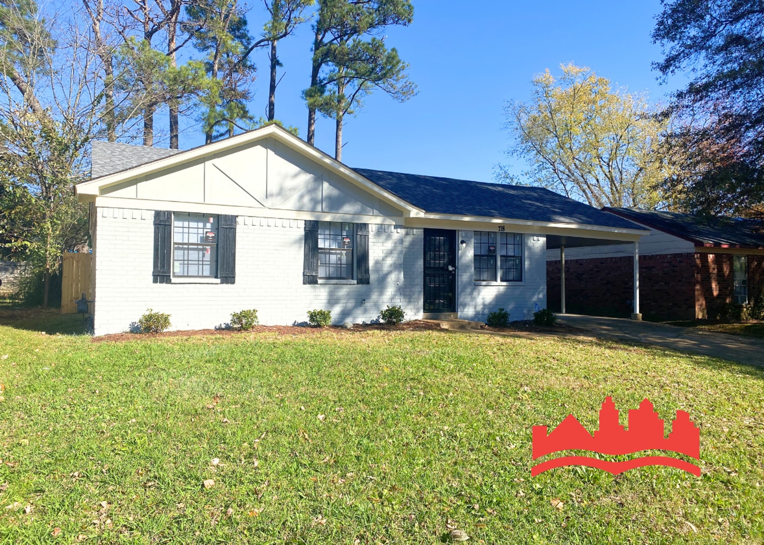 Building Photo - Welcome to 718 Northaven!