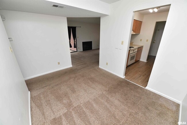 Building Photo - 5734 Autumn Ridge Ct