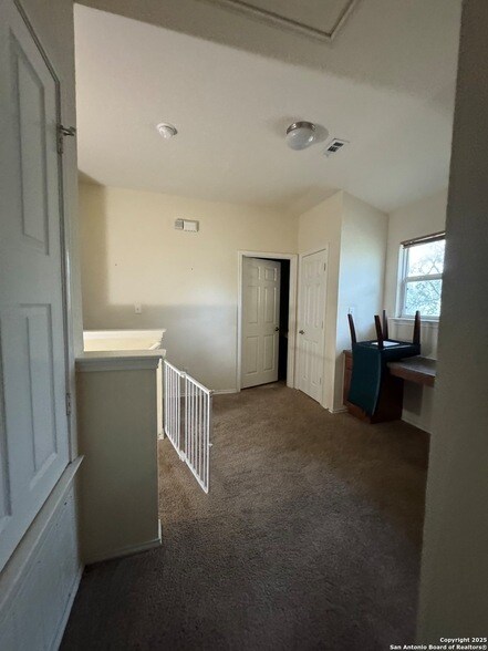 Building Photo - 5702 Canterbury Run