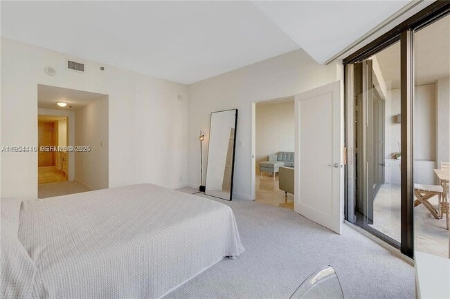 Building Photo - 201 Crandon Blvd