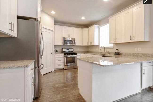 Building Photo - Cute Vineyard Home - Available Mid-August!