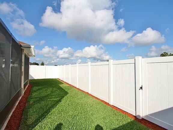 Building Photo - 5555 NW Pine Trail Cir