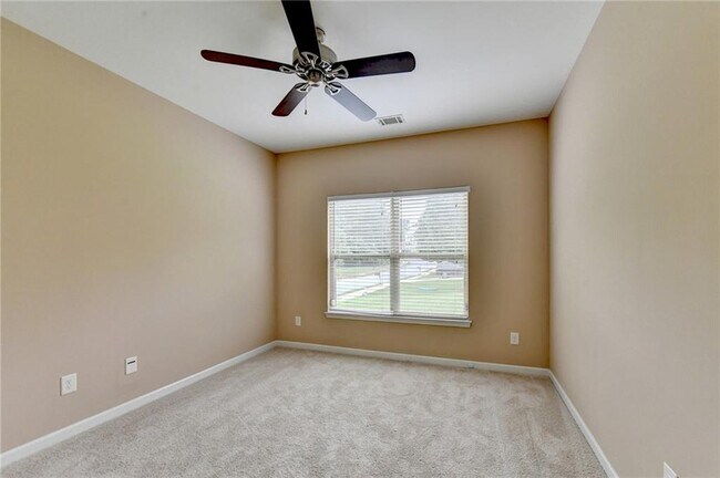 Building Photo - 4228 Woods Creek Ln