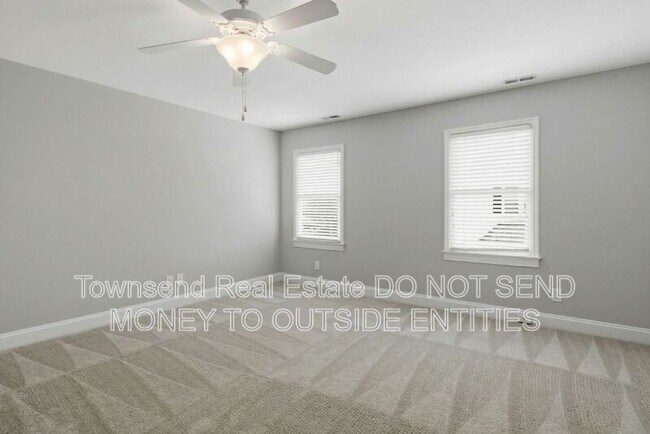 Building Photo - 200 Litchfield Pl