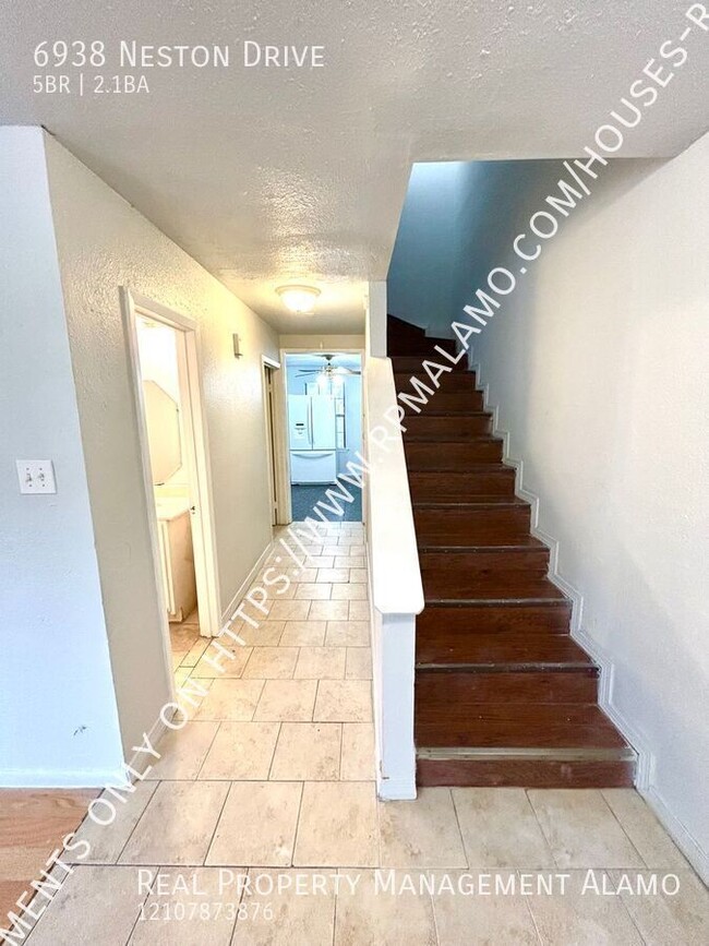 Building Photo - AVAILABLE NOW! Two-Story 5 Bedroom/ 2.5 Ba...