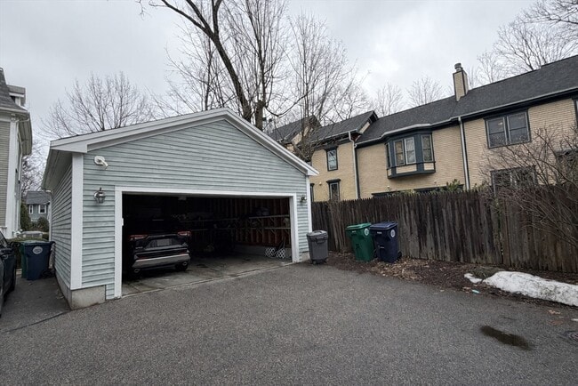 Building Photo - 78 Highland Ave