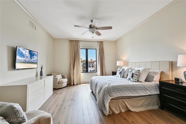 Building Photo - 1530 5th Ave S