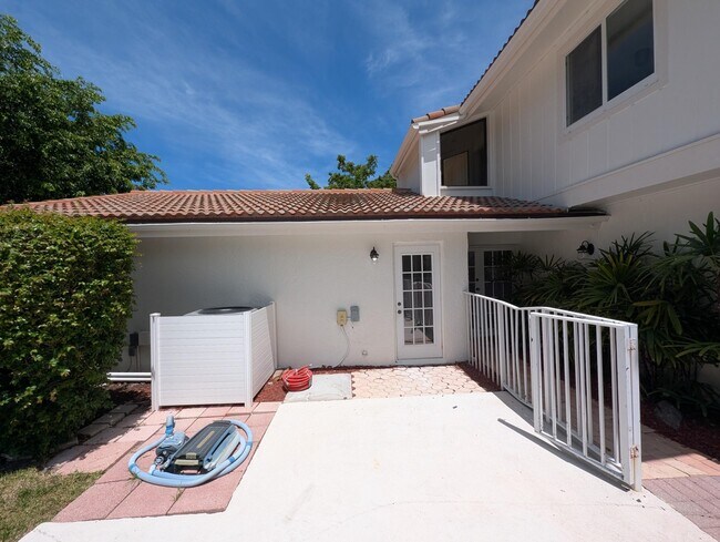 Building Photo - 3069 NW 27th Terrace