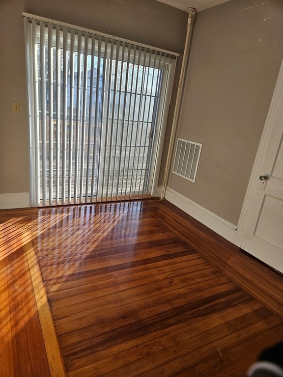 Building Photo - 53 Chaplin St