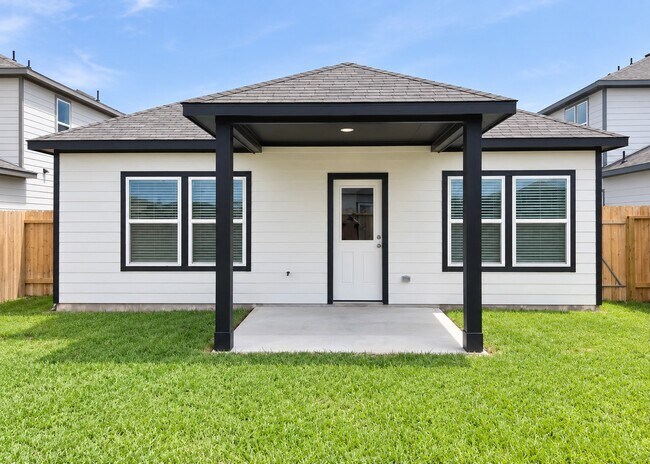 Building Photo - 4026 Bay Ct