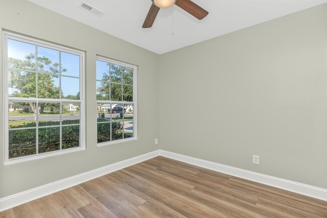 Building Photo - 4008 Scarlet Oak Ct