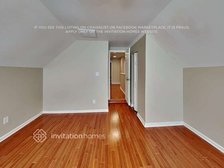 Building Photo - 5814 Briggs Dr