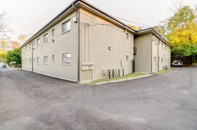 Building Photo - 21 Diana St