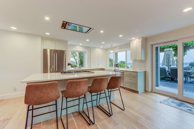 Building Photo - Space to Live, Host, and Breathe, All With a View of the Sound