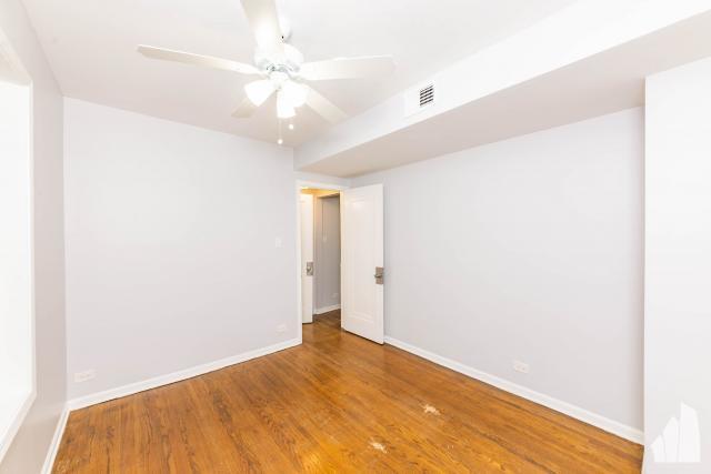 Building Photo - 1 bedroom in Chicago IL 60613