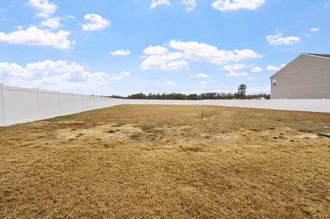 Building Photo - 68 Black Crk Dr