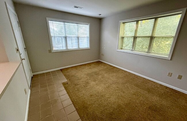 Building Photo - 3227 Bishop St