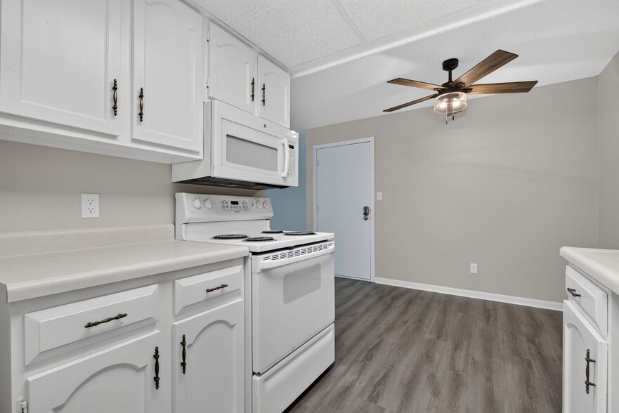 Interior Photo - Kellogg Place Apartments