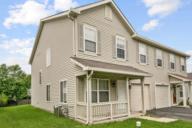 Building Photo - 678 Zachary Dr