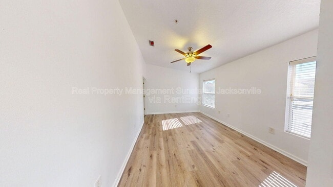 Building Photo - 7920 Merrill Rd